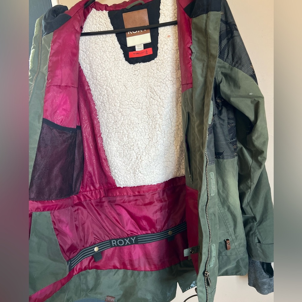Roxy Ski Jacket - image 4